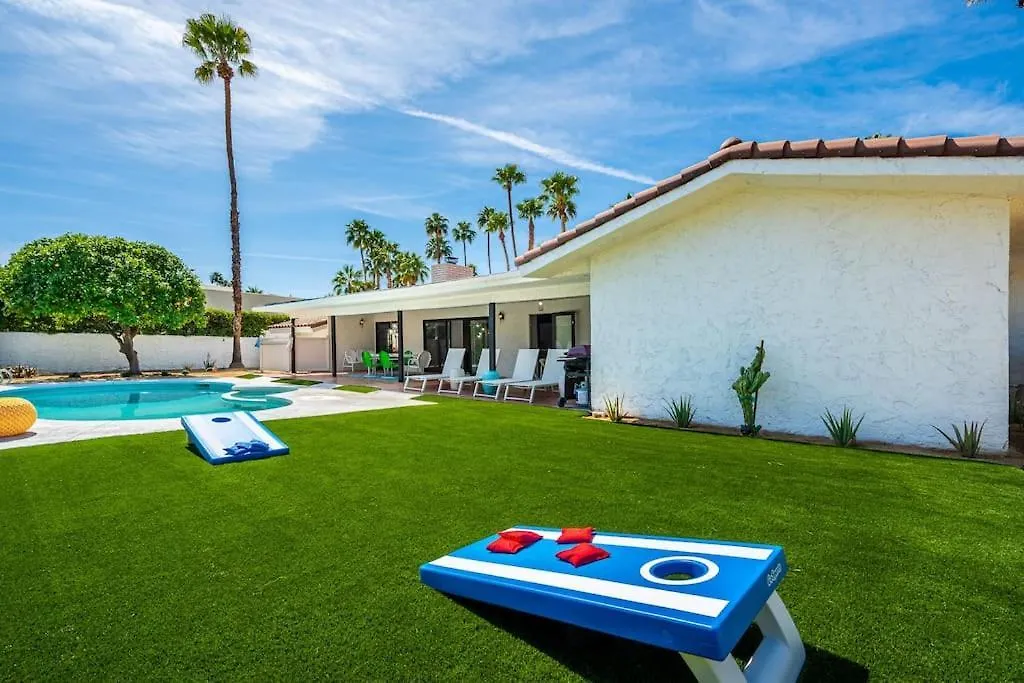 Mountain View Mid-Century Villa Palm Springs Feriehus